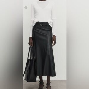 NWT $450 Massimo Dutti Black Leather Midi A-silhouette Skirt with Belt Sz S
